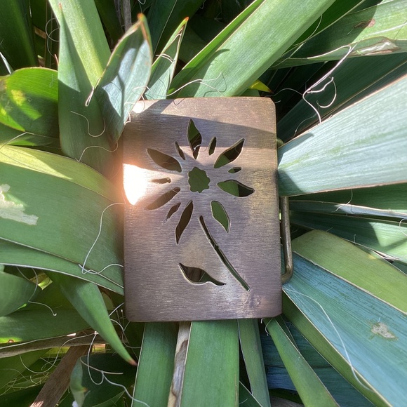 Handmade Artisan Design Brass Cutout Flower Belt Buckle main image 6